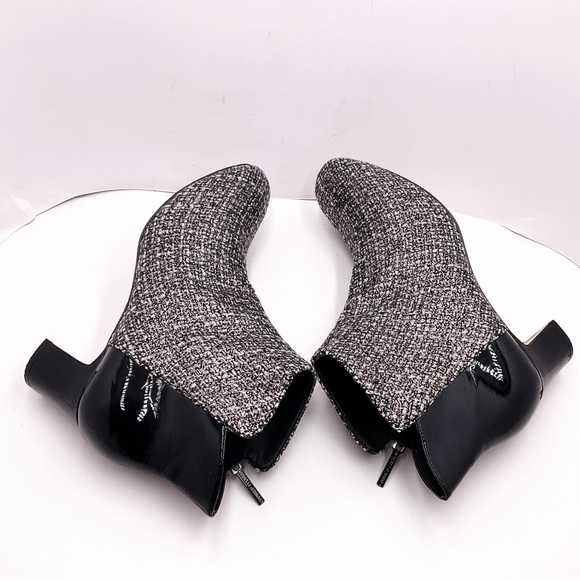 {Donald J. Pliner} Jakk Tweed/Patent Leather Boots - Picture 12 of 16